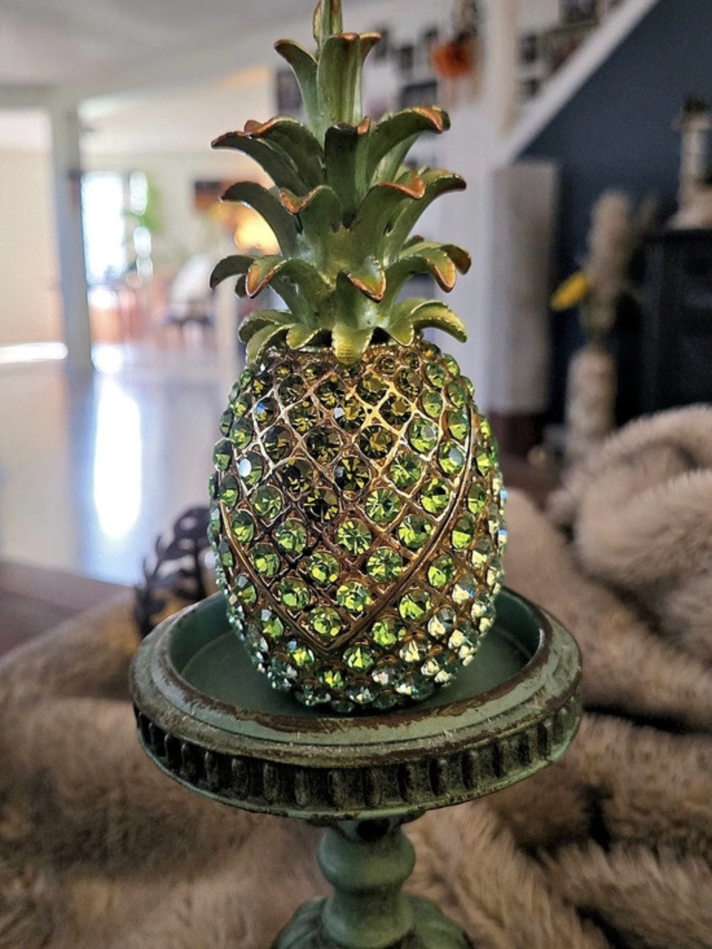 Hawaii, Gift from Aloha, Green Rhinestone Pineapple Hinged Trinket Box NWT